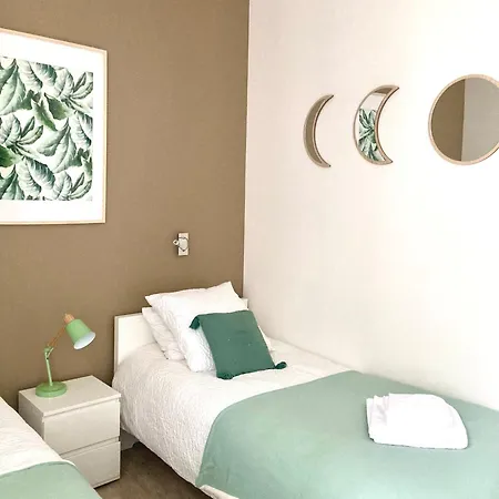 Beau T3 Lumineux : La Couronne Rochefort (Charente-Maritime)